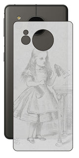 AQUOS sense7 plus用 背面 保護 フィルム 名画プリント ジョン・テニエル ( John Tenniel ) 「私を飲んで」と書かれた瓶の場面